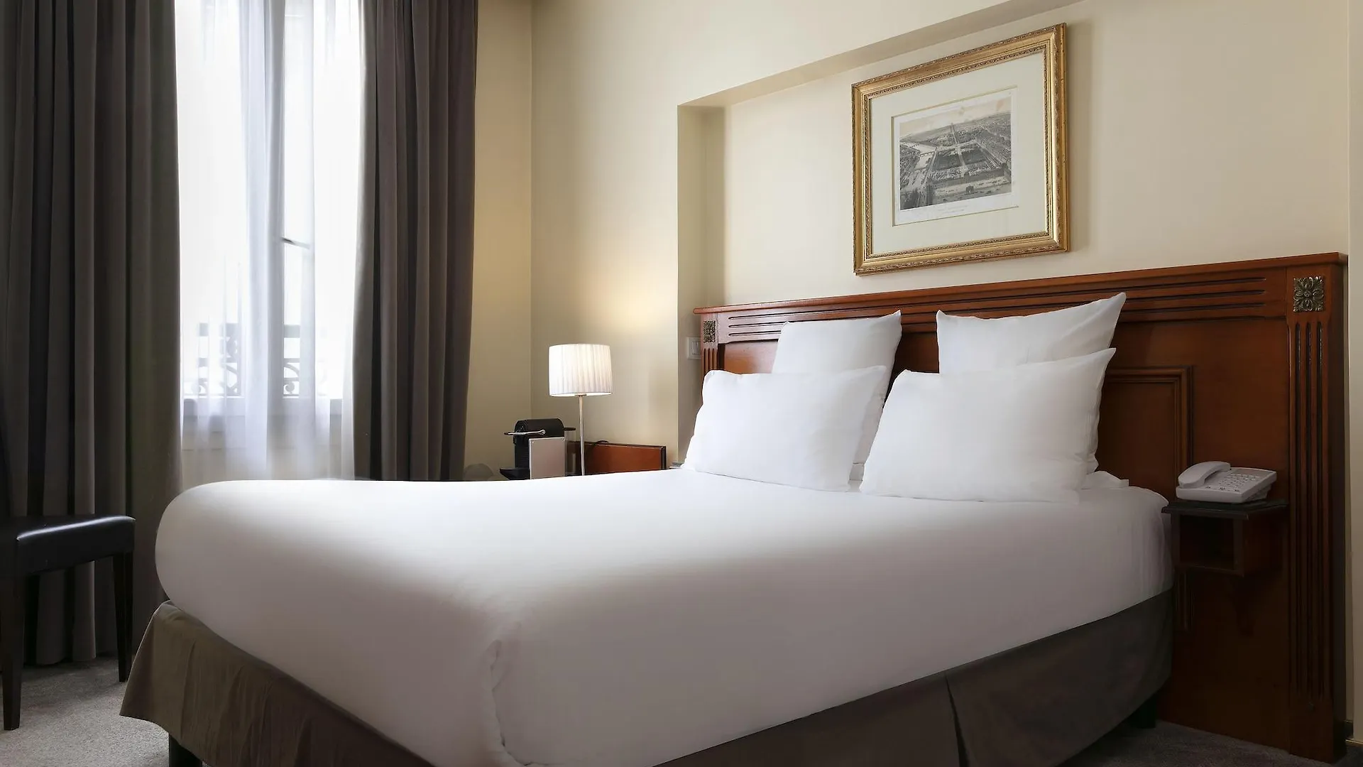 Hotel Saint Cyr Etoile Paříž