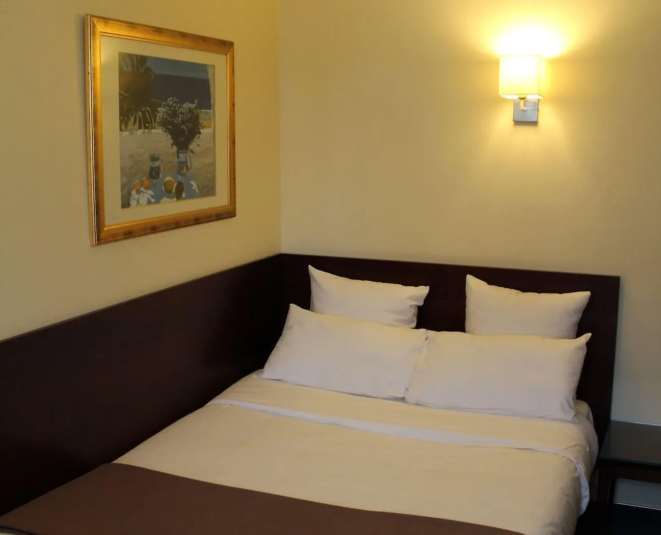 Hotel Saint Cyr Etoile