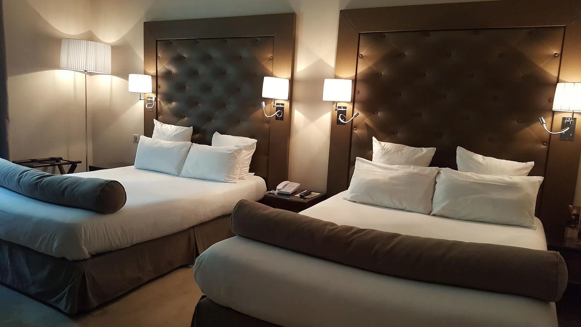 Saint Cyr Etoile Hotel Parijs